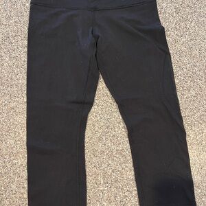 Lululemon Women’s capri Black Leggings